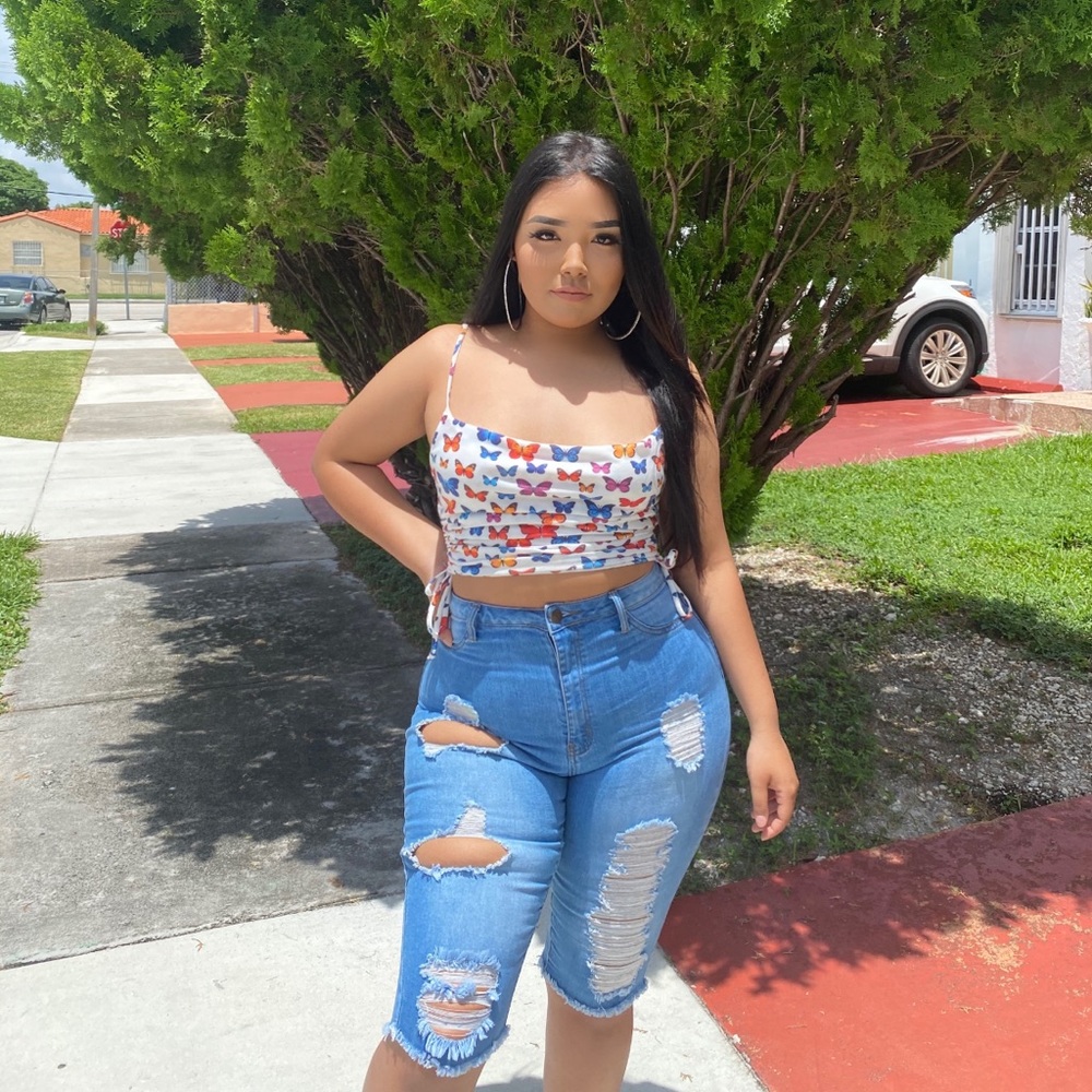 Fashion nova crop top